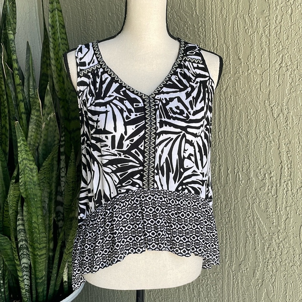 Boho geometric Patrons of Peace easy flow top